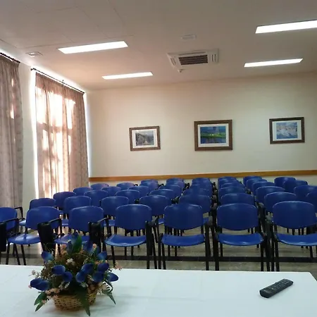 Inturjoven Youth Hotel 2*