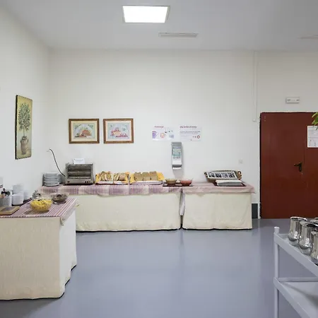 Inturjoven Youth Hotel